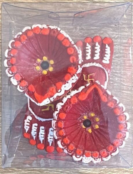 Clay Laxmiji ke Charan Diya